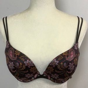 Victoria’s Secret Very Sexy Push-up bra in black floral paisley.  Sz 32 D